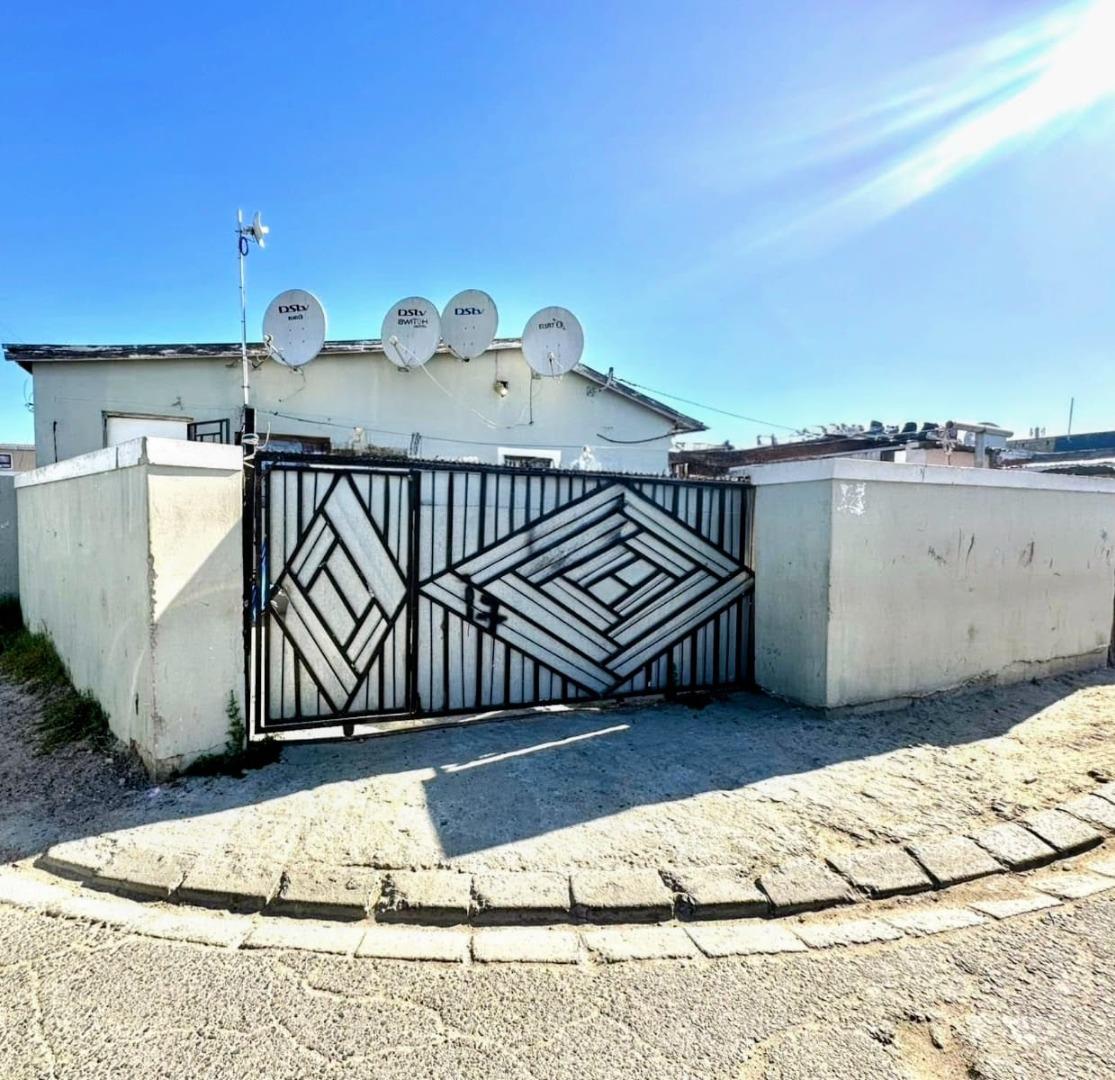 5 Bedroom House for Sale - Western Cape
