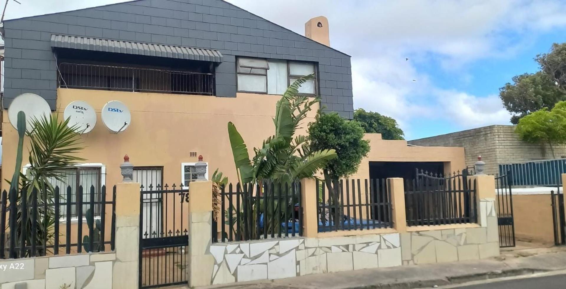 10 Bedroom House for Sale - Western Cape