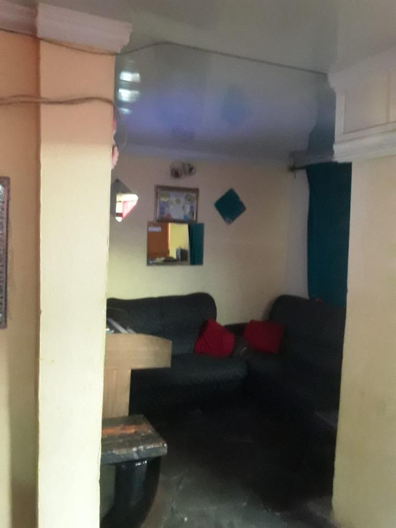 711733_d20.jpg