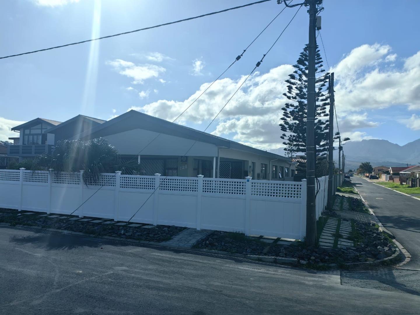 4 Bedroom House for Sale - Western Cape