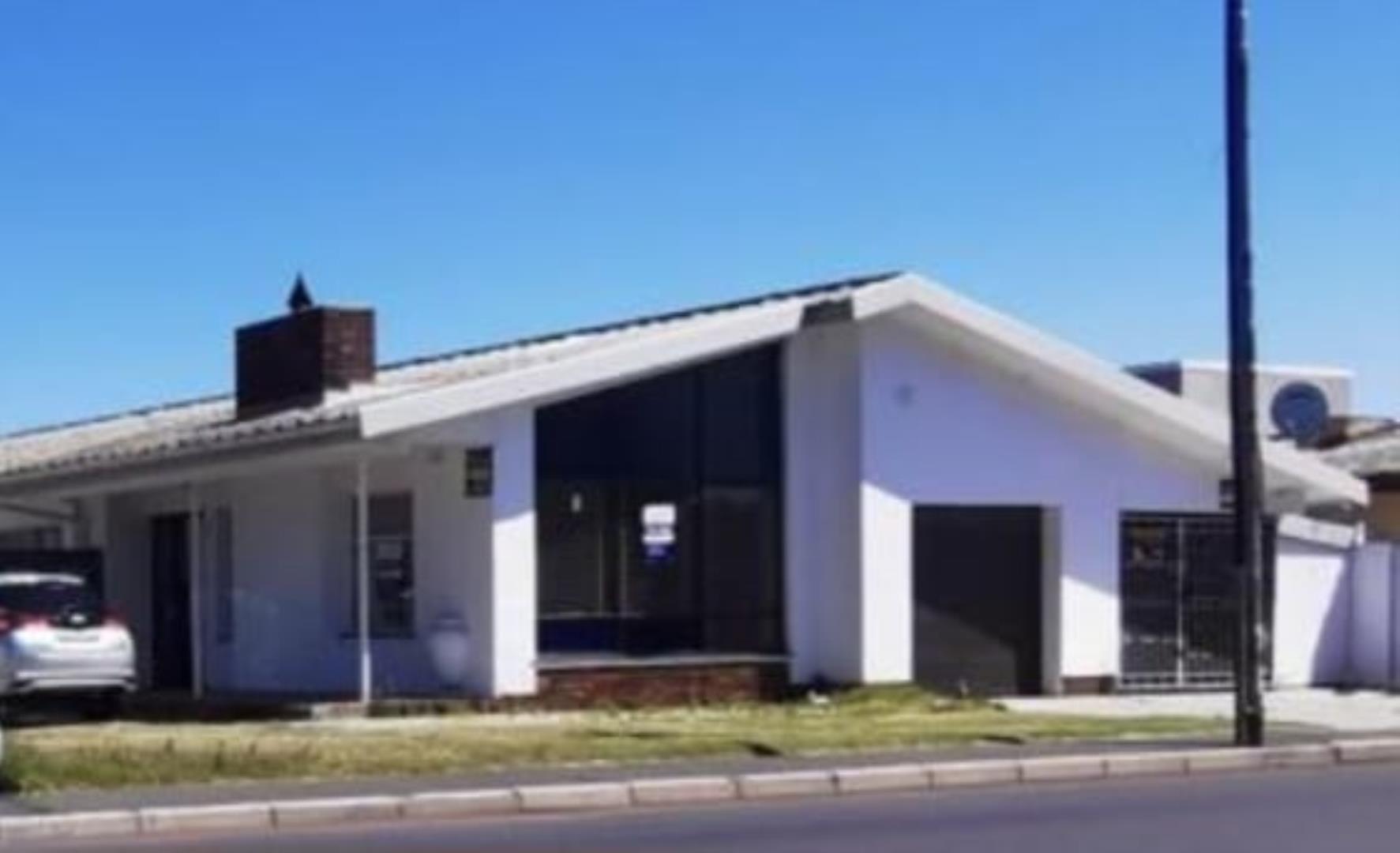 5 Bedroom House for Sale - Western Cape