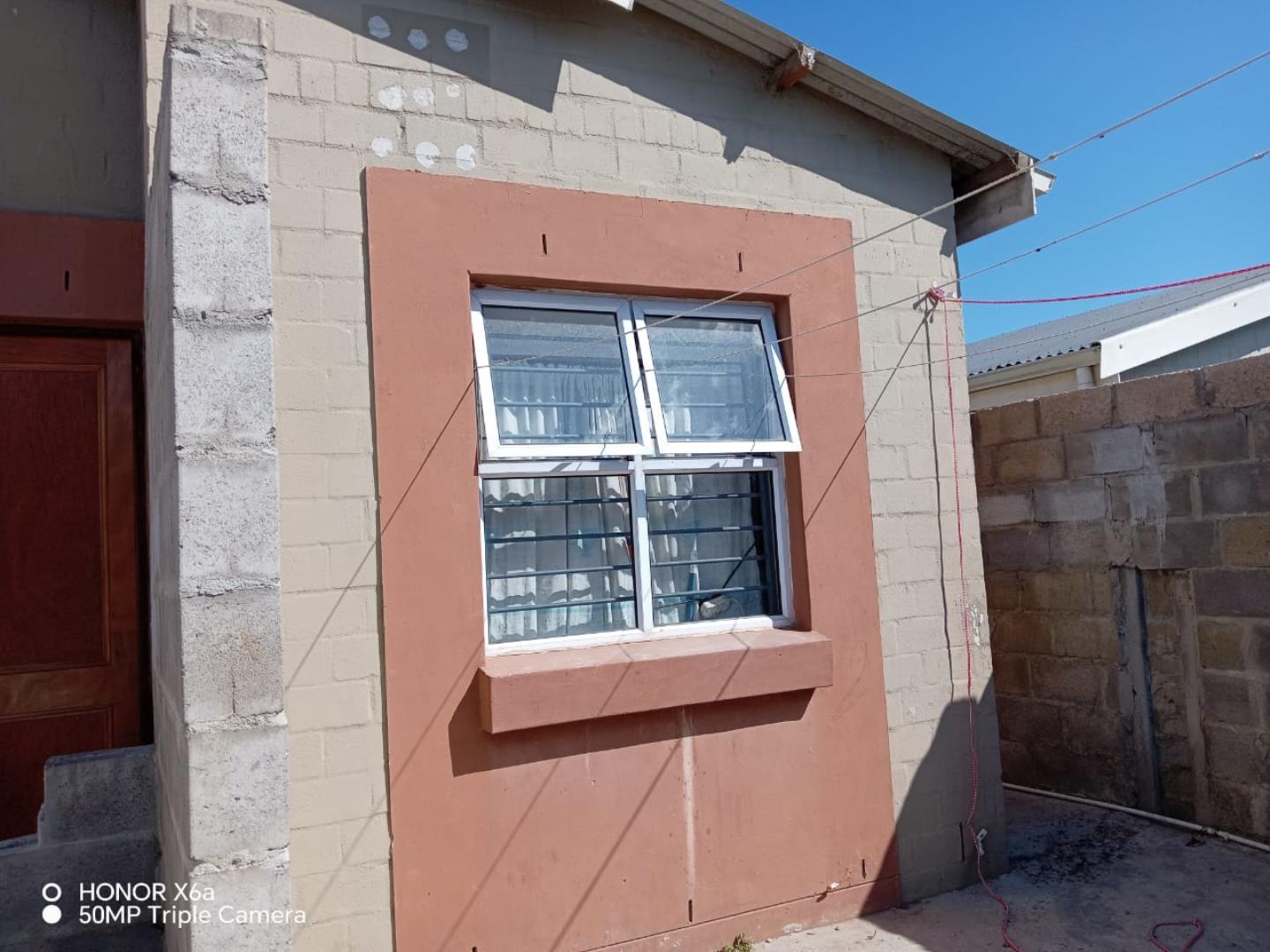2 Bedroom House for Sale - Western Cape
