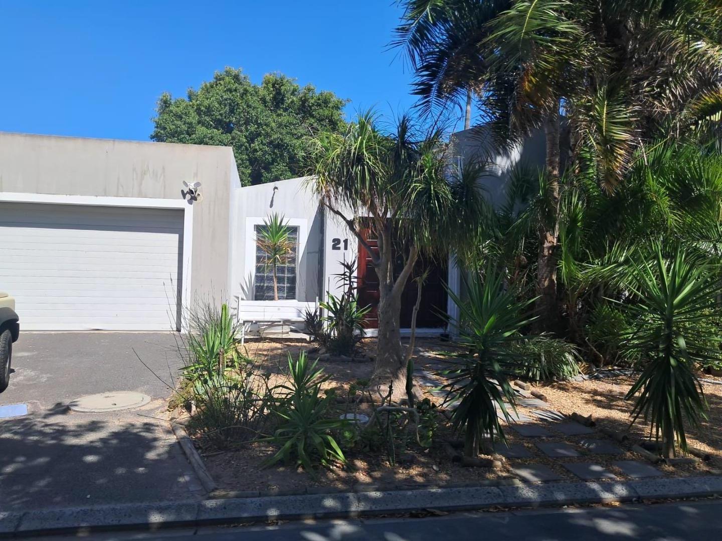 5 Bedroom House for Sale - Western Cape
